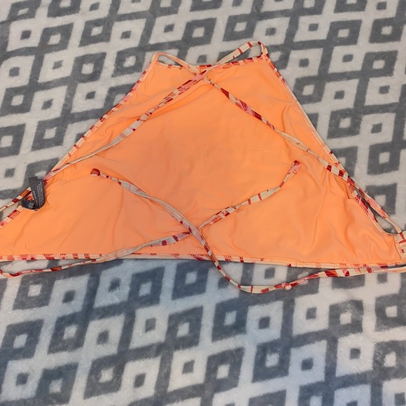 AEIRE TROPICAL HIGH NECK BIKINI TOP - Picture 2 of 3